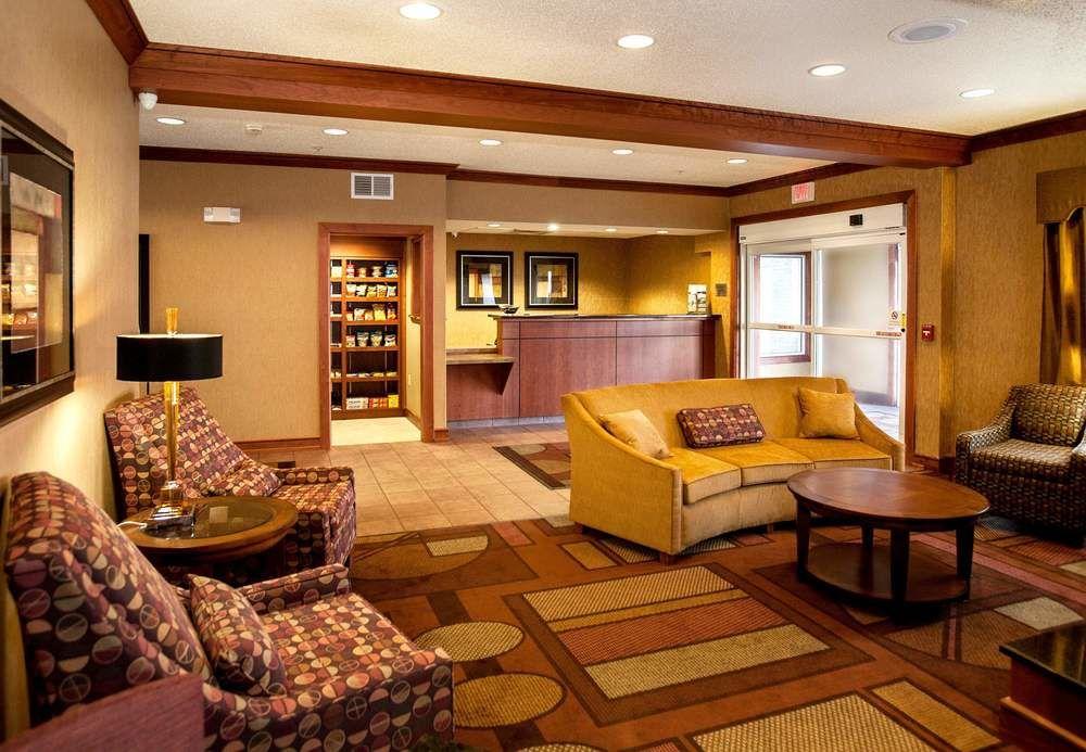 Fairfield Inn&Suites Detroit Livonia Exterior foto