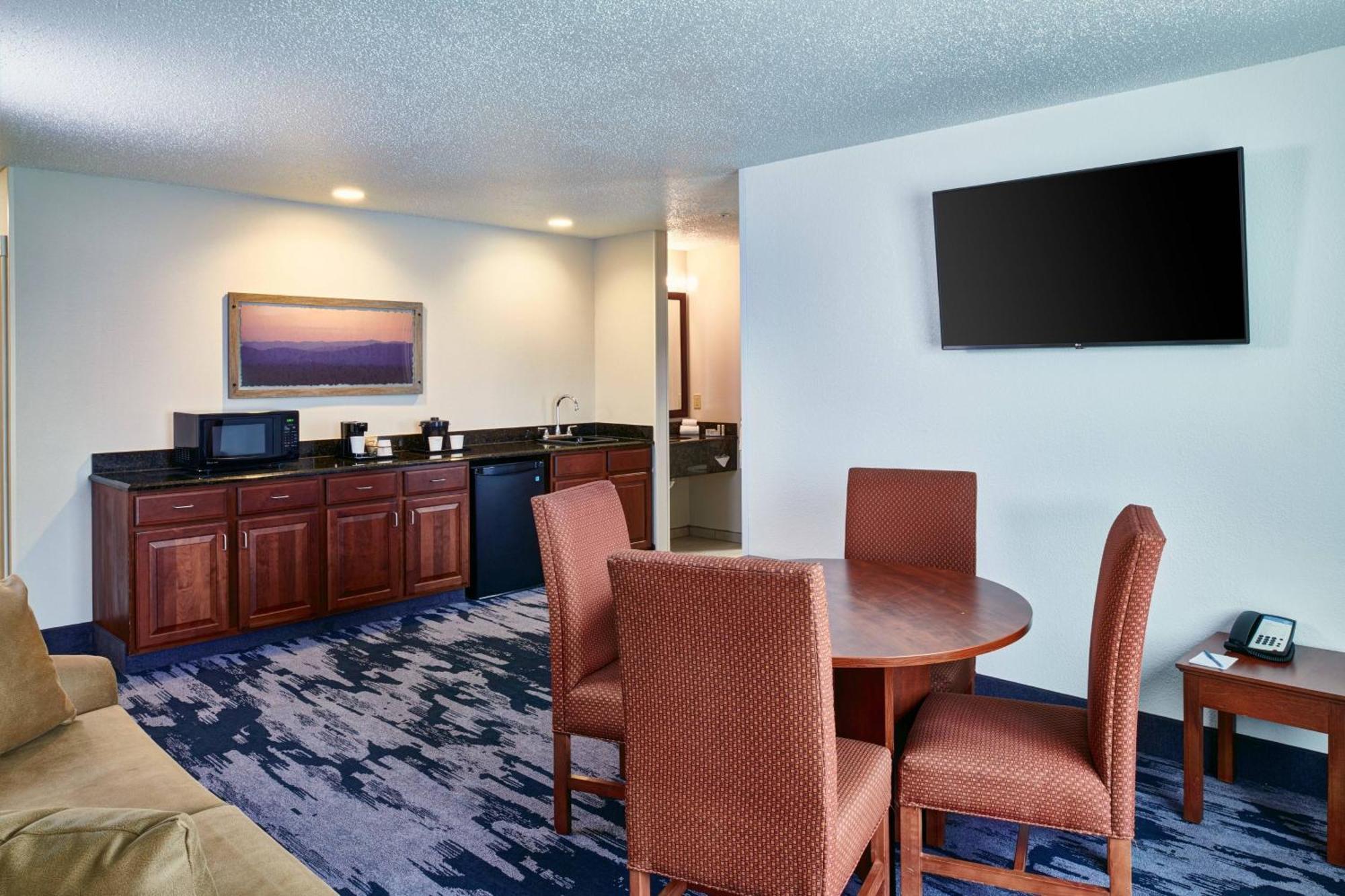 Fairfield Inn&Suites Detroit Livonia Exterior foto