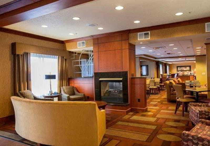 Fairfield Inn&Suites Detroit Livonia Exterior foto